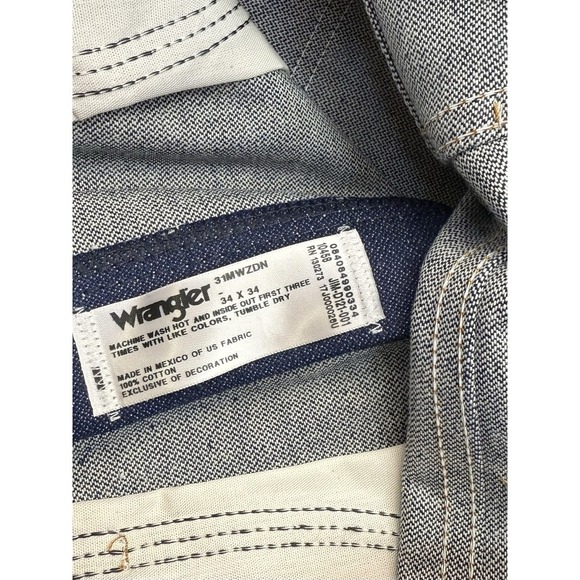 Wrangler 31 Sz 34x34 Relaxed Fit Rigid Jeans NWT & Plaid Pearl Snap Sz XL - Picture 13 of 13
